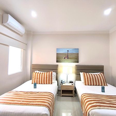 Hotel Neiva Plaza Zewnętrze zdjęcie