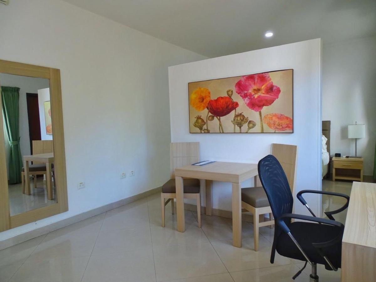 Hotel Neiva Plaza Zewnętrze zdjęcie