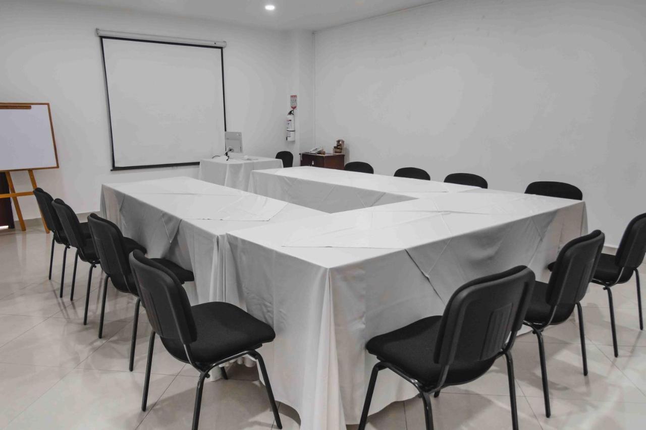 Hotel Neiva Plaza Zewnętrze zdjęcie