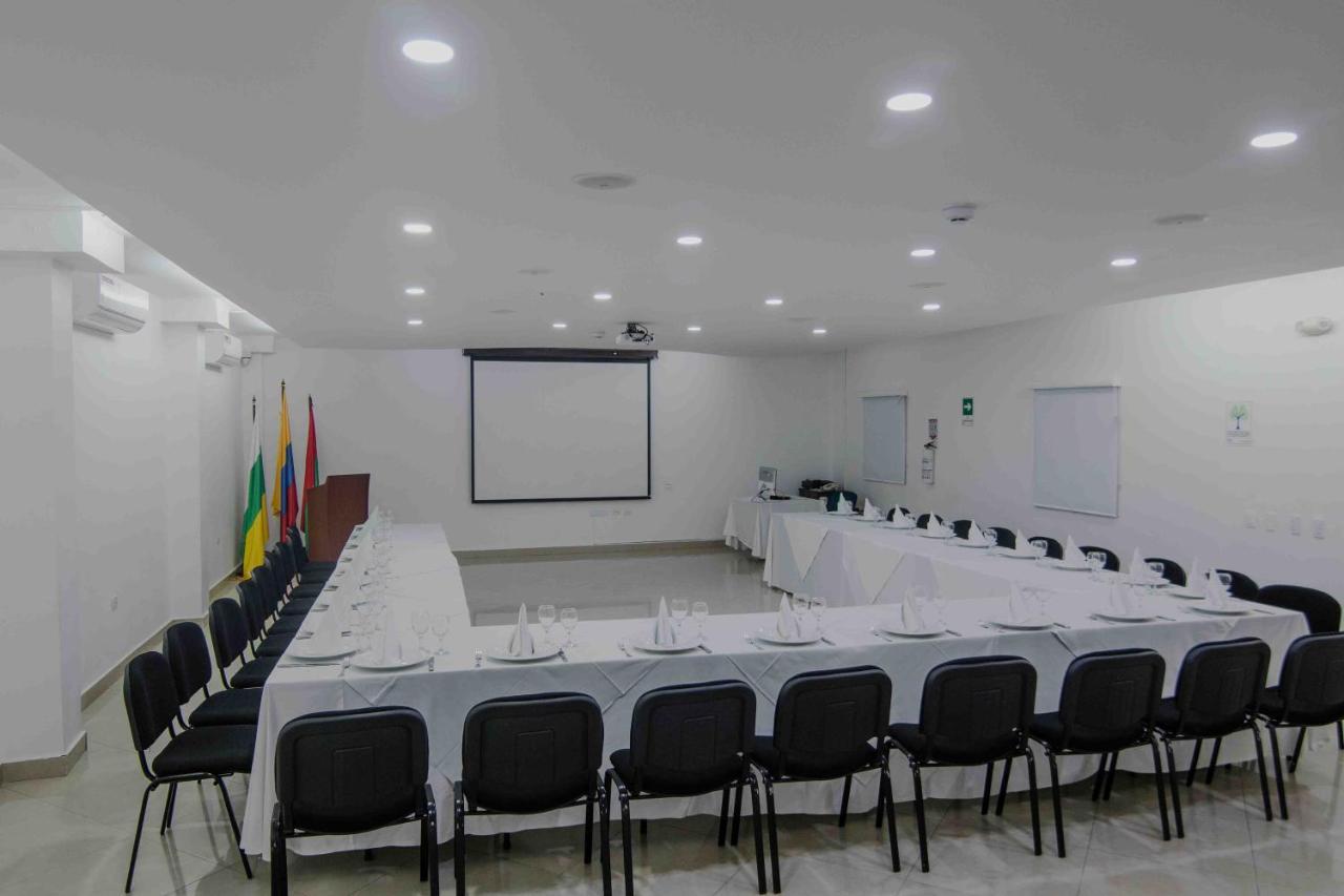 Hotel Neiva Plaza Zewnętrze zdjęcie