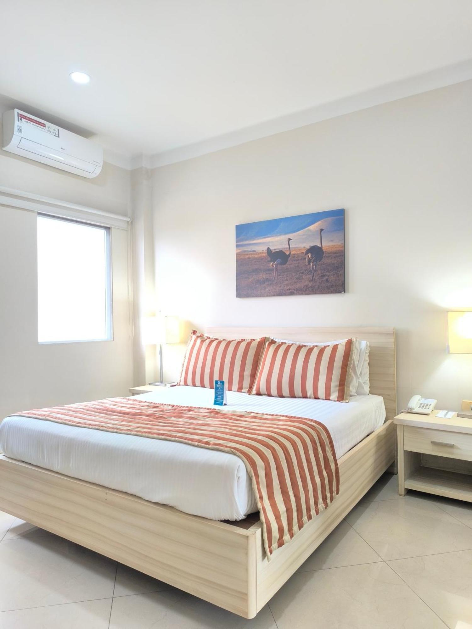 Hotel Neiva Plaza Zewnętrze zdjęcie